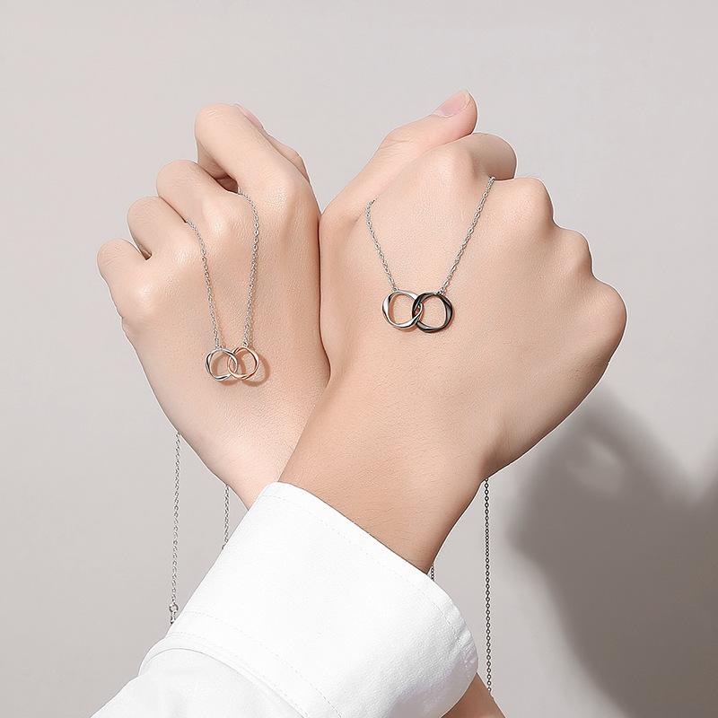 Mobius Double Ring Couple Necklace for Men and Women, Simple Japanese and Korean Pendant Collarbone Chain Necklace