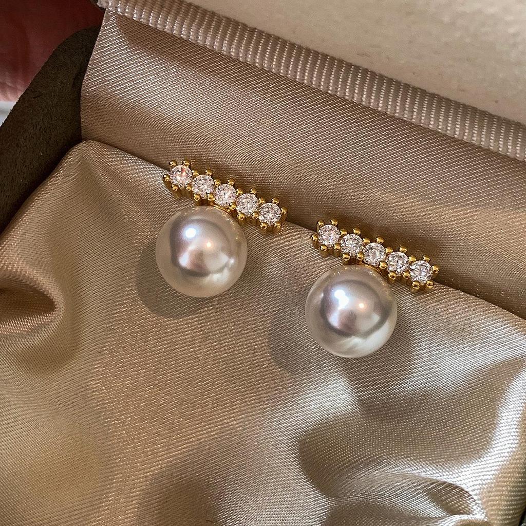 2025 Trendy 925 Silver Zircon Pearl Stud Earrings: Light Luxury for Women