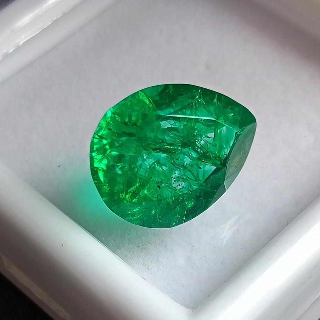 Pear Cut Natural Green Colombian Emerald 9.95 Ct Beautiful Certified Gemstone