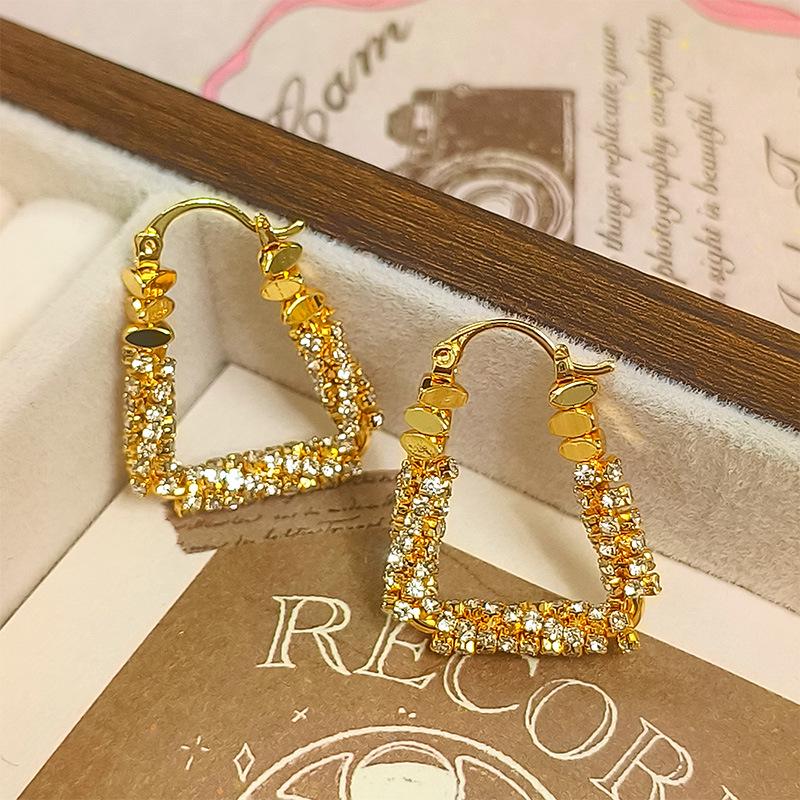 Gold-Plated Geometric Diamond Stud Earrings with Silver Accents, Personalized Light Luxury Design