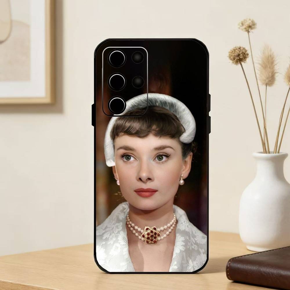 A-Audrey H-Hepburn Super Actor Phone Case For Samsung S25,S24,S21,S22,S23,S30,Ultra,S20,Plus,Fe,Note,5G Black Cover