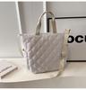 Cloth Bag Women's Large-capacity Autumn and Winter Rhombus Shoulder Messenger Bag, High-end Commuter Tote Bag