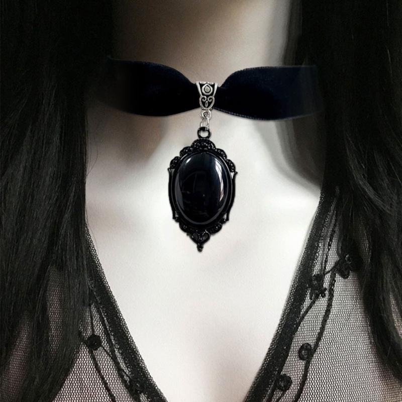 Black Velvet Collar Gothic Victorian Black Embossed Crystal Necklace Fashion Women Gifts Pagan Witchcraft Jewelry
