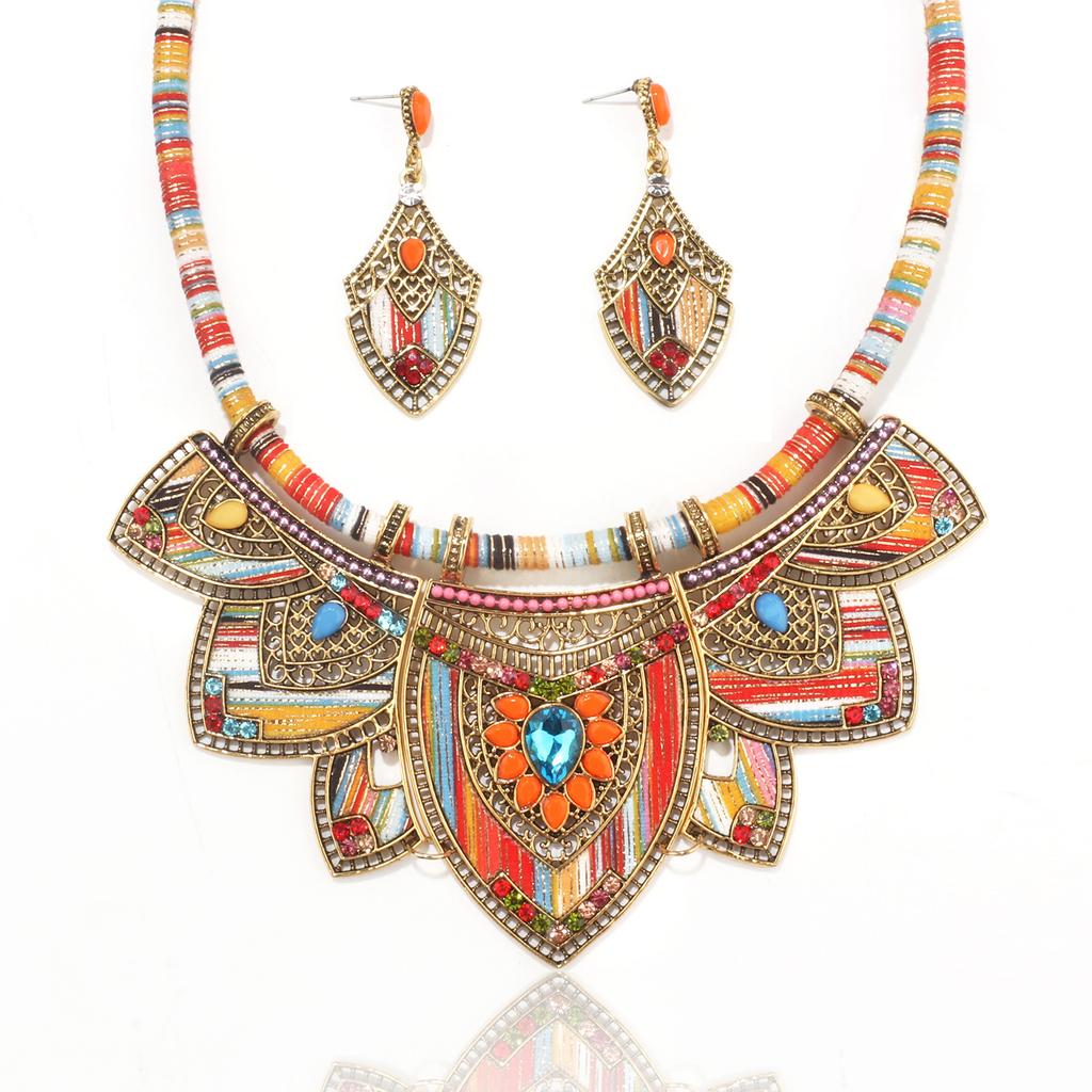 Popular Bohemian Ethnic Style Exaggerated Jewelry Set Women's Necklace Earrings Diamond Jewelry
