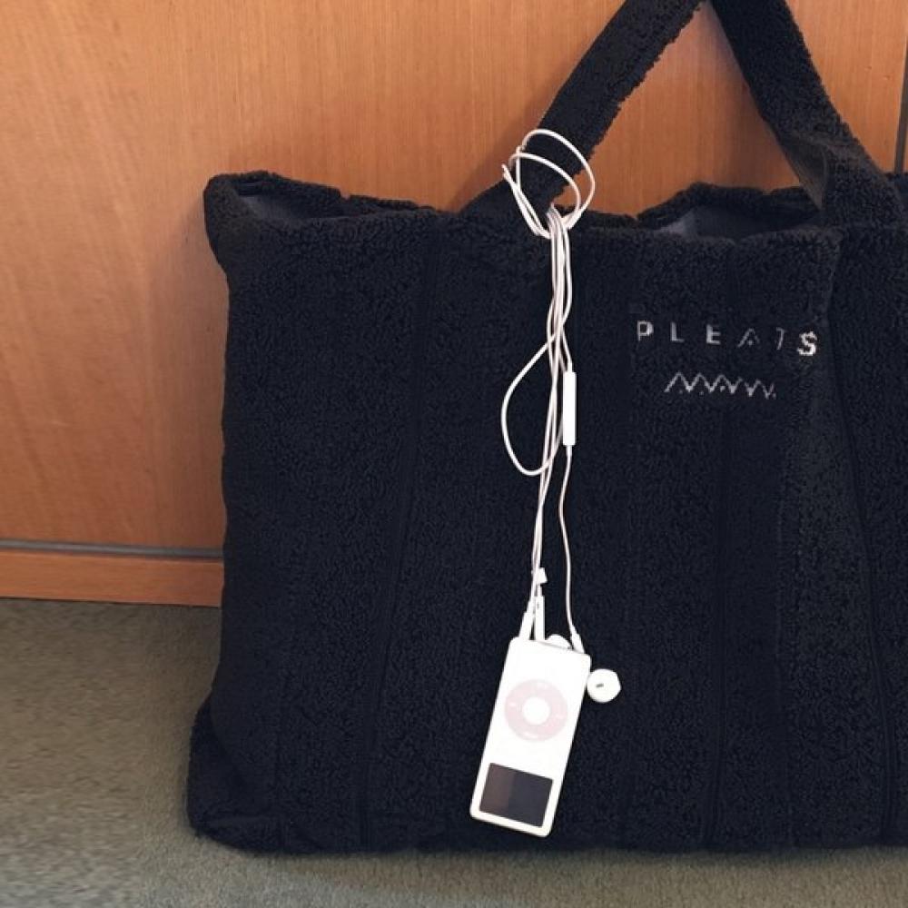 Pleatsmama Charcoal Oversized Tote Bag Poodle