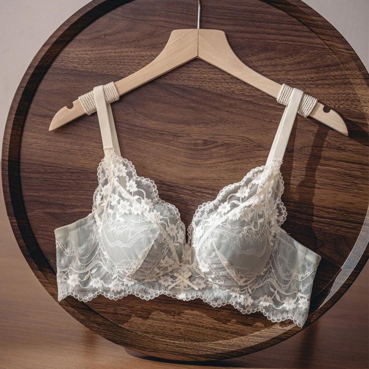 

Комплект чистого кружевного нижнего белья: Удобный бесшовный бюстгальтер с эффектом пуш-ап, средняя поддержка, сексуальный бюстгальтер для маленькой груди 34/75AB