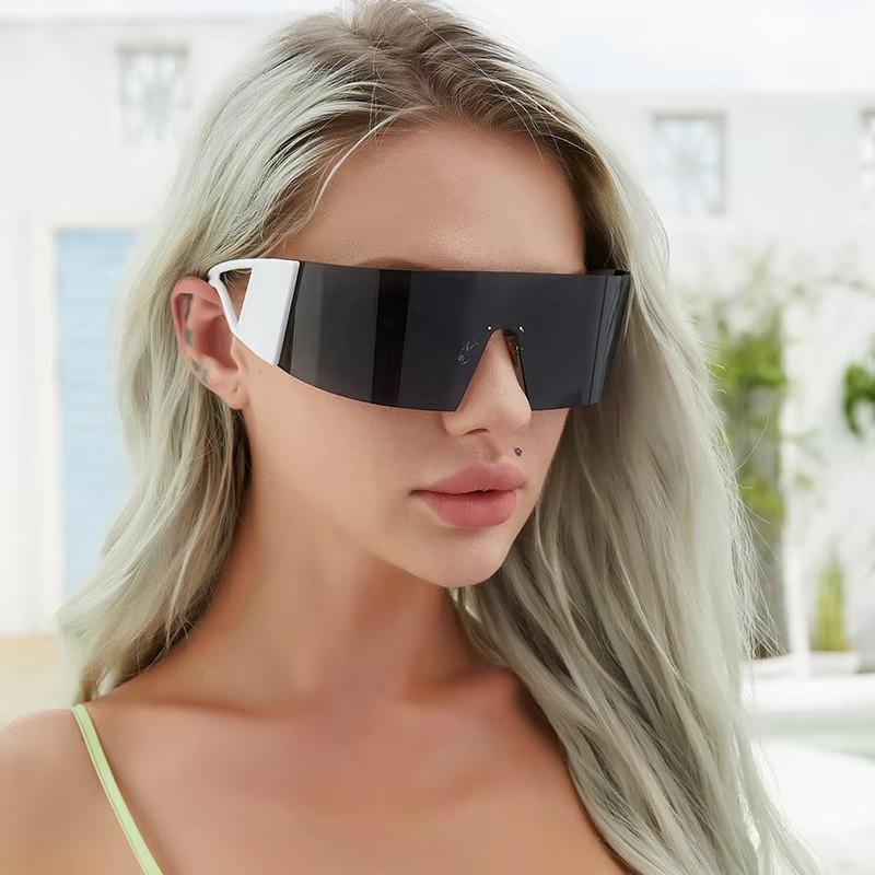 Non-polarized Rimless Sunglasses Women Men Stylish Punk Glasses Y2k Eyelasses Brand Designer One-Piece Frame Daily Stylish Accessories