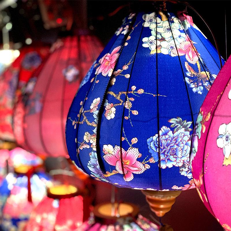Gold-Edged Peony Palace Lantern - Chinese Style for New Year, Spring Festival, Weddings, Outdoor, or Housewarming Decor