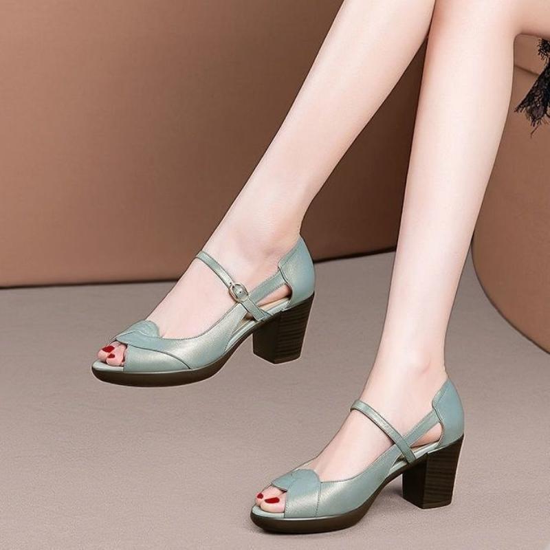 

Сандалии и тапочки женские летние нескользящие тапочки на высоком каблуке на толстом каблуке женские сандалии на среднем каблуке 39 светло-синий