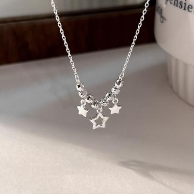 Exquisite Five-Pointed Star Clavicle Necklace for Women - Personalized, Trendy Fashion Accessory
