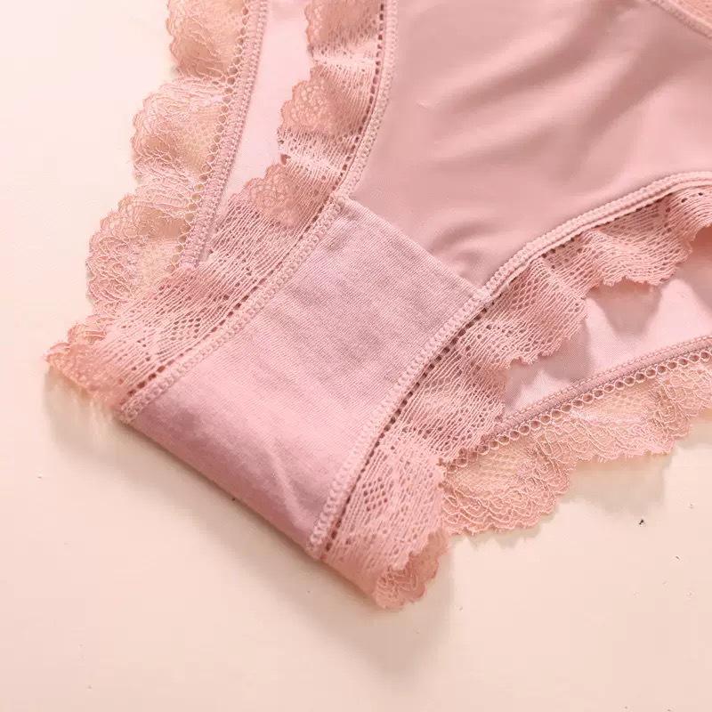 Lace Splicing Skin-Friendly Women's Ice Silk Briefs with Bow
