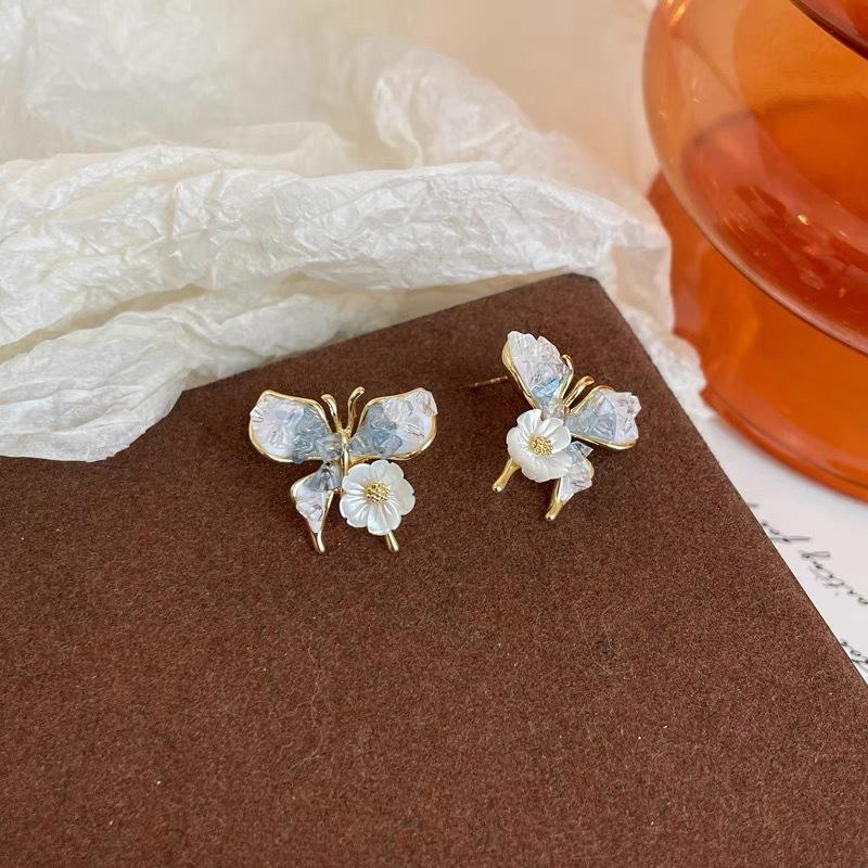 Sweet Little Fresh Crystal Flower Butterfly Stud Earrings Women, Silver Needle Trend Earrings Versatile Temperament Earrings