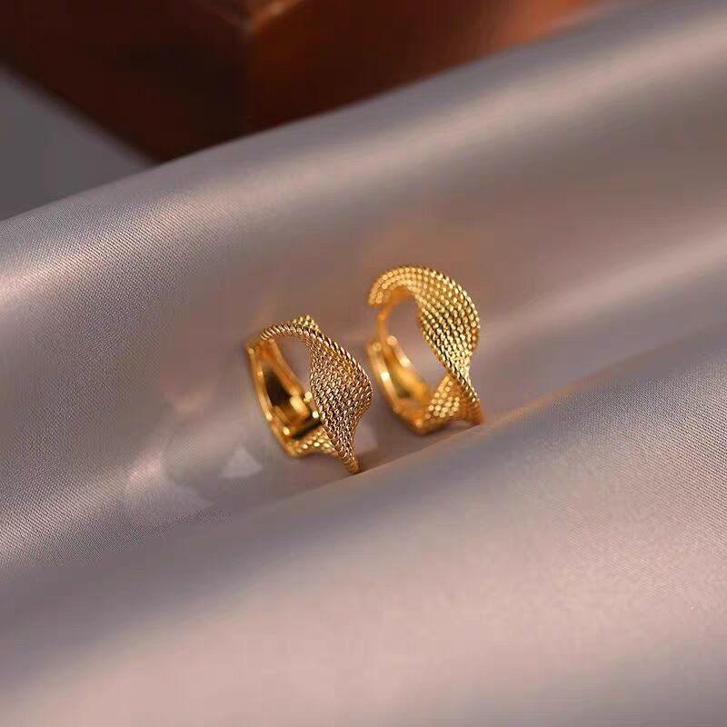 Закрученные морщинистые круглые серьги-кольца для женщин Минималистичные Модные Тонкие ювелирные аксессуары