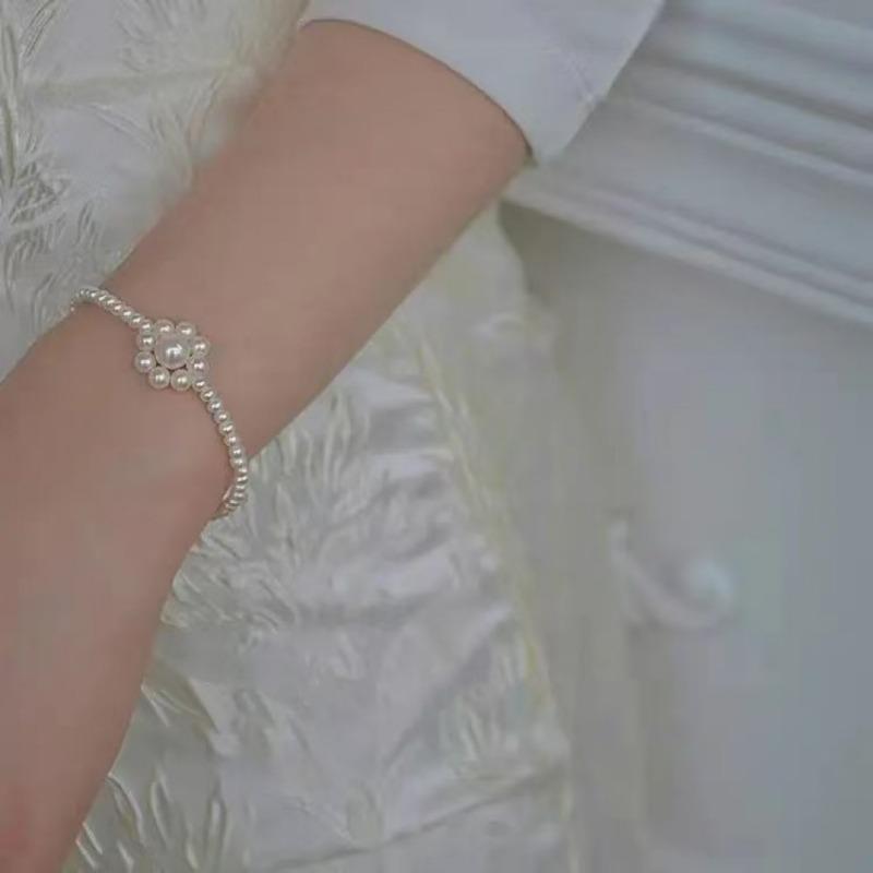 Bracelet Perle Irregulière Forme Spéciale Française Bracelet Femmes Niche Luxe Léger Exquis Doré Demi-Bracelet Bracelet Accessoires