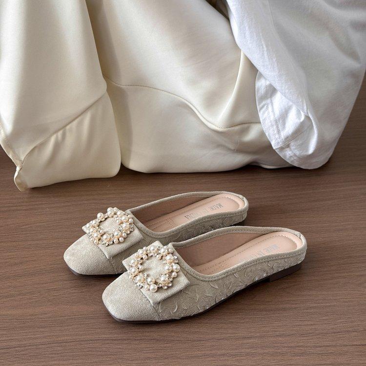 

Baotou half slippers women s summer outer wear 2025 summer new square head lazy Muller pearl flat sandals shoes 40