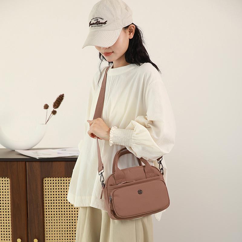 Women's Summer Nylon Crossbody Handbag: Lightweight, Large Capacity, Versatile, and Casual