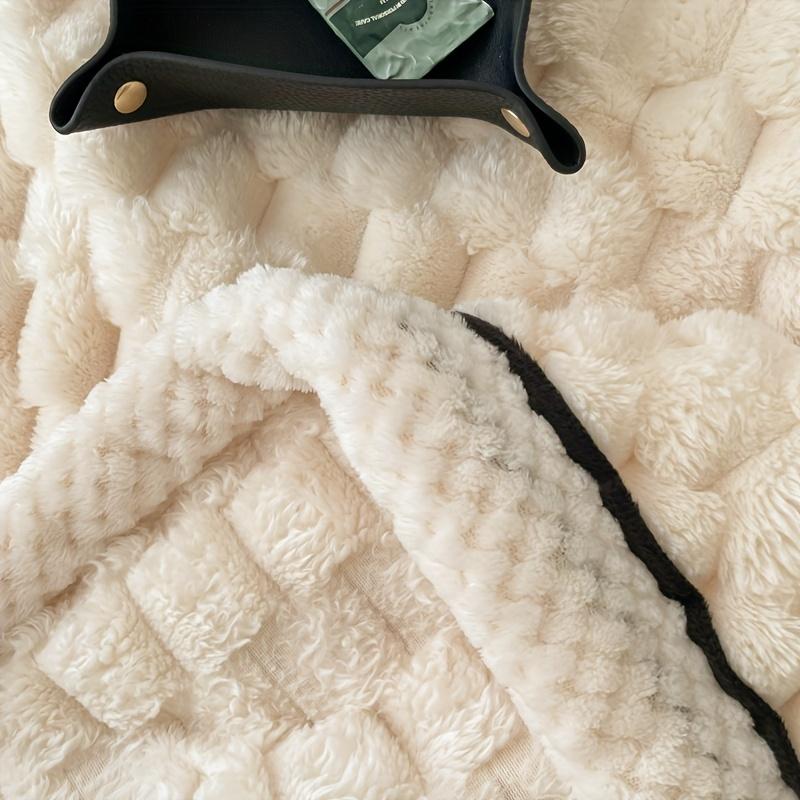 1pc Luxury Microfiber Blanket for Travel Sofa Bed Office Soft Lightweight Multifunctional Plush Blankets for Spring Autumn Plaid