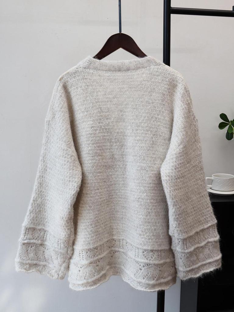 2025 A/W Korean Loose Patchwork Lace Knit Cardigan with 3D Floral Design for Women