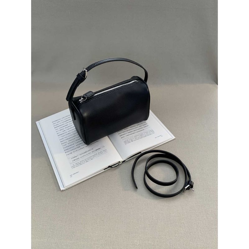 

2025 Весна и Лето Новая Сумка-Пенал Женская Сумка из Натуральной Кожи Сумка 90-х Сумка для Карандашей Сумка для Ручек Портативная Наплечная Сумка-Мессенджер Black [leather] send long shoulder strap