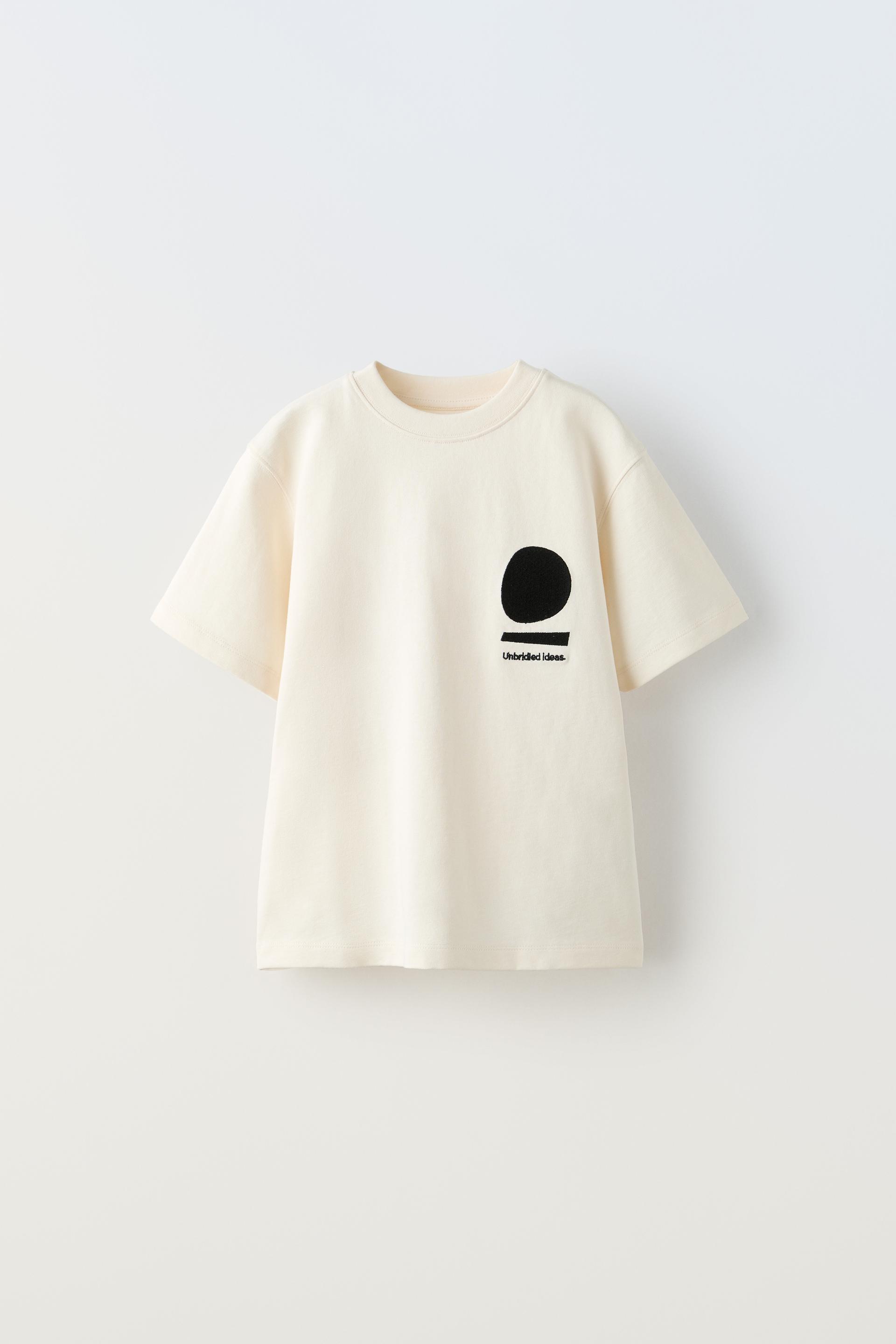 

ФУТБОЛКА С ВЫШИВКОЙ