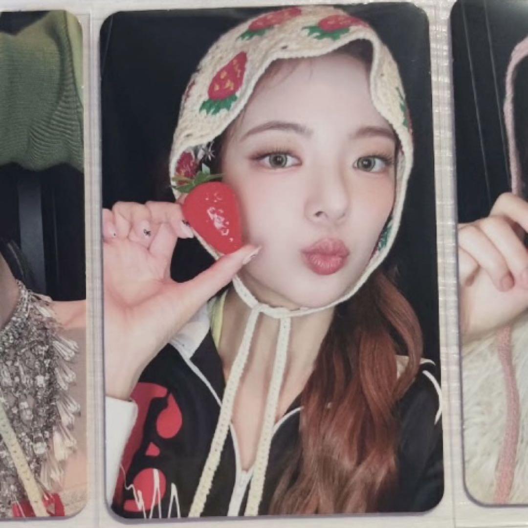 

[USED] itzy rear GOLD makestar limited edition strawberry trading card