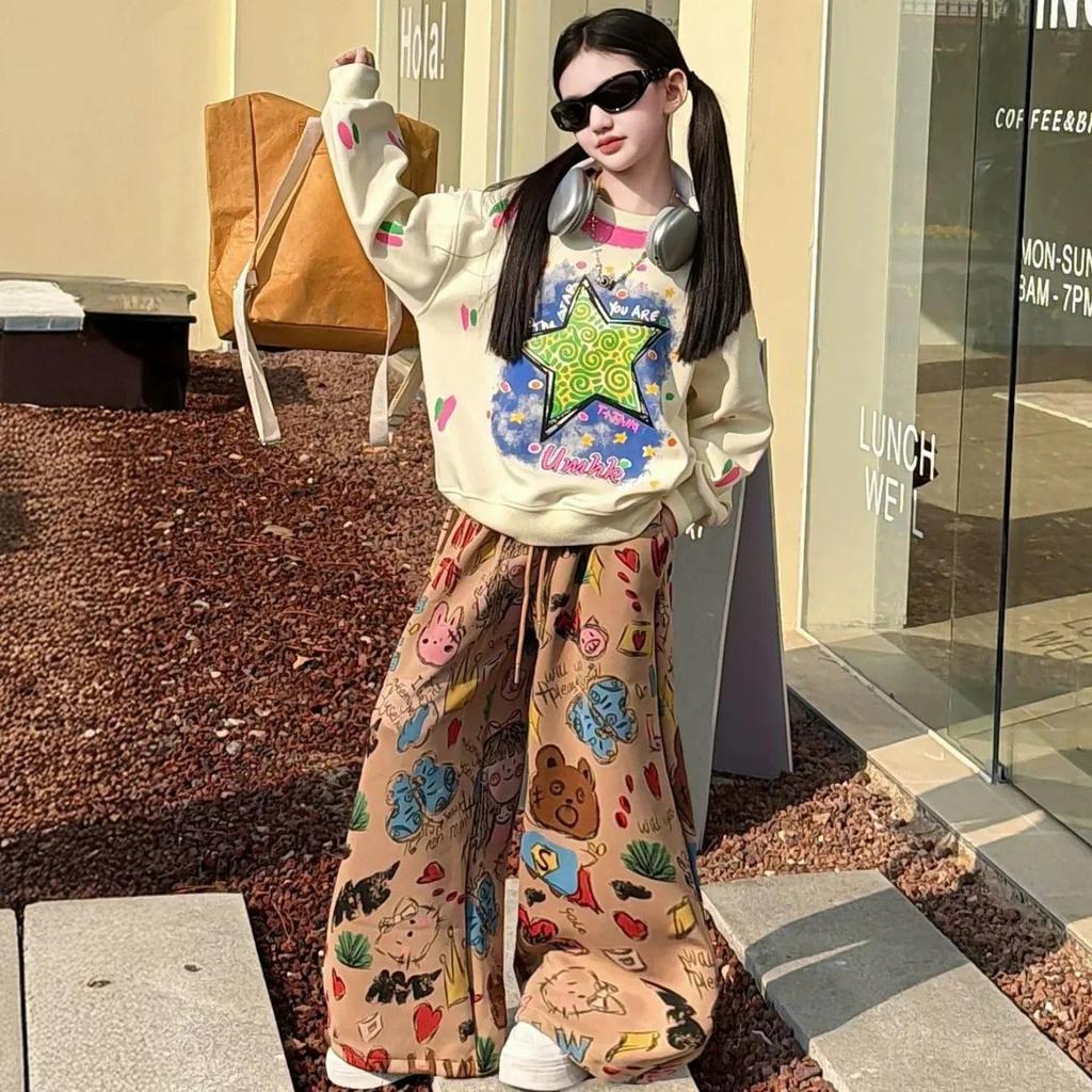 Girls' Trendy Korean Style Hoodie & Wide-Leg Pants Set with Cartoon Design - Casual Spring/Autumn Two-Piece Sportswear