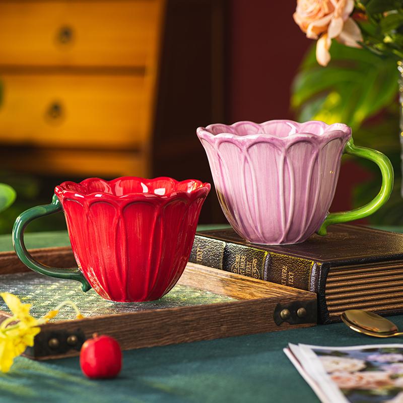 Kreative Keramik-Kaffeetasse Zarte Blumentasse Englischer Nachmittag Kamelienblüte Tee Kaffeetasse Große Kapazität Frühstückstasse