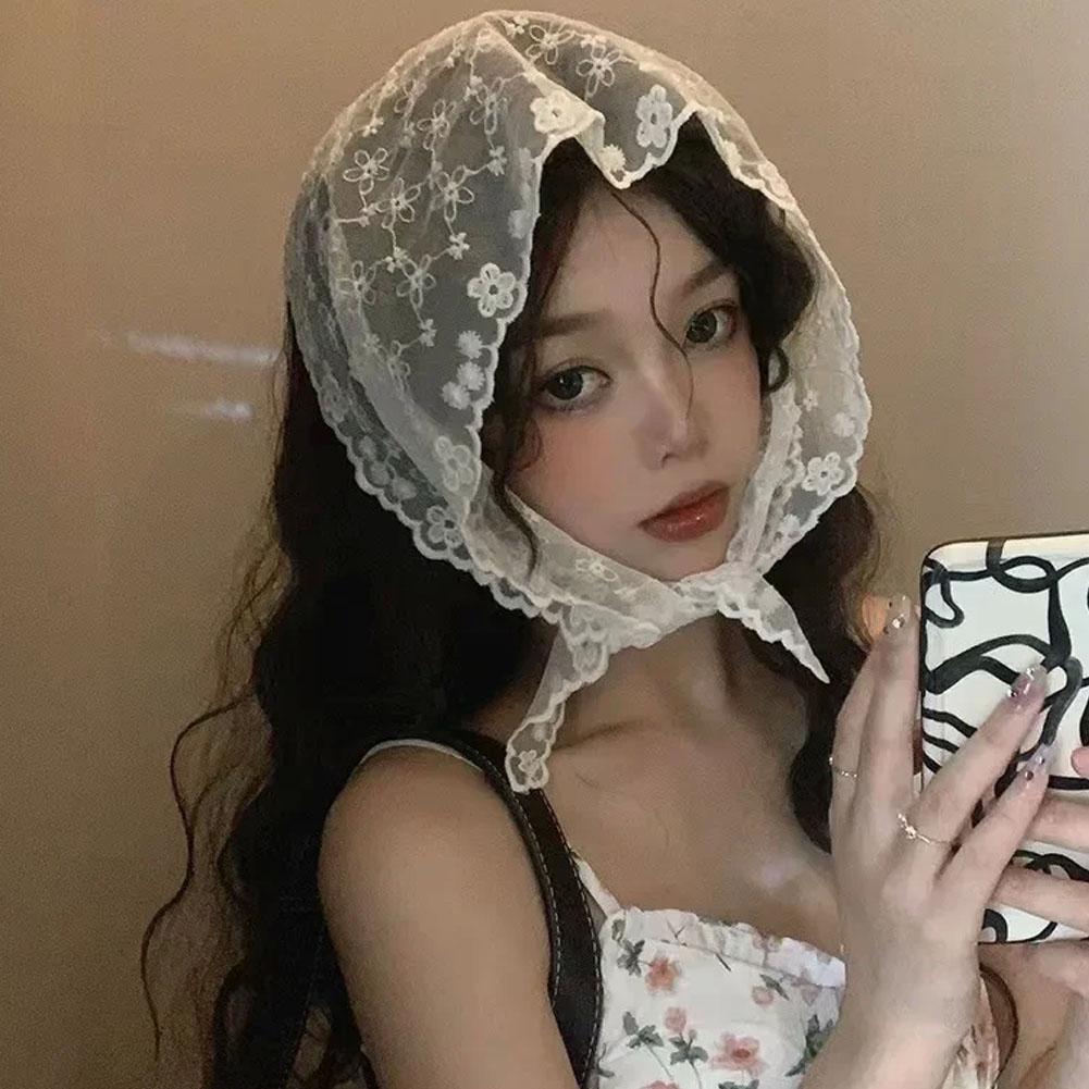 French Floral Lace Triangle Headscarf Romantic Summer White Lace Hair Scarf Wrap Hair Ribbons Travel Photo Headband Bandanas