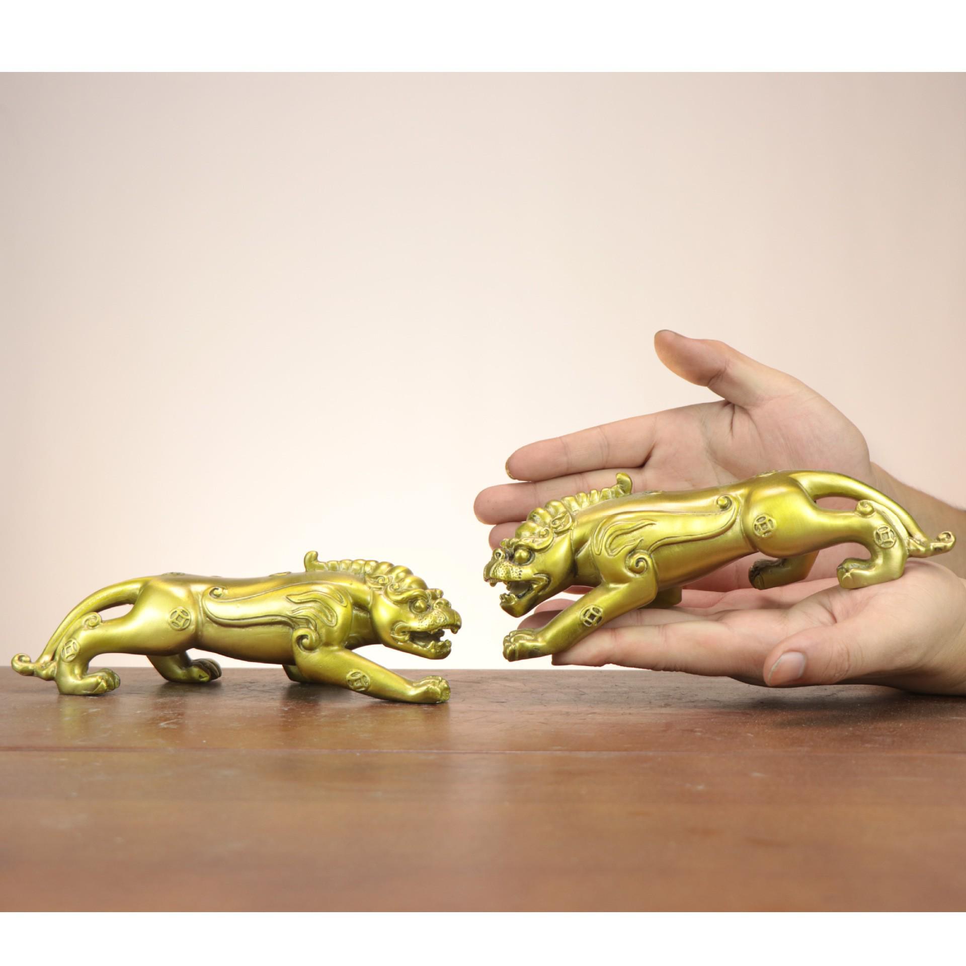 Car & Home Decoration: Wealth-Attracting Copper Pixiu Ornament