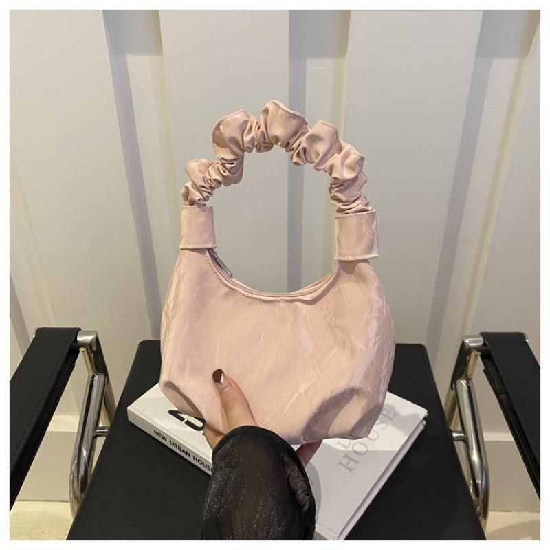 Autumn New Niche Design Fashionable Retro Handbag Casual Simple Small Fresh Crescent Bag