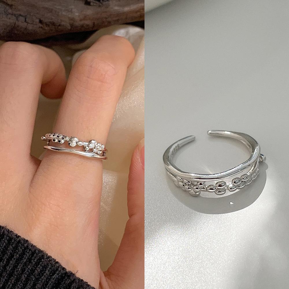 

Highend Stylish Geometric Design Zircon Ring For Women Perfect For Fall 2022 J1890