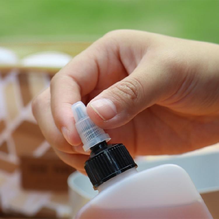 100ml Liquid Containers Travel Oil Bottle Small Squeeze Bottles Condiment Container Leakproof Small Oil Dispenser