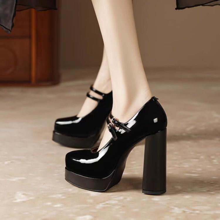 Mary Jane Pumps para mulheres 2024 Novas meninas Moda Marca Salto grosso Vestido de casamento Sapatos Clássicos Fivela dupla Plataforma Salto alto