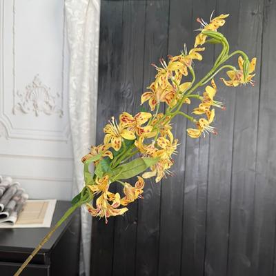 Flammenlilie Künstliche Flammenlilie Blumengesteck DIY Blume Simulationsblumen Realistische Plastik-Fälschungsblumen