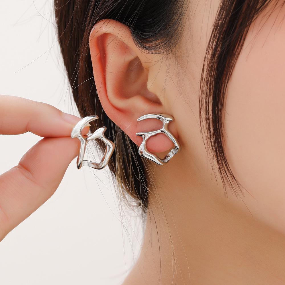 925 Sterling Silver Minimalist Irregular Stud Earrings - Liquid Metal Design