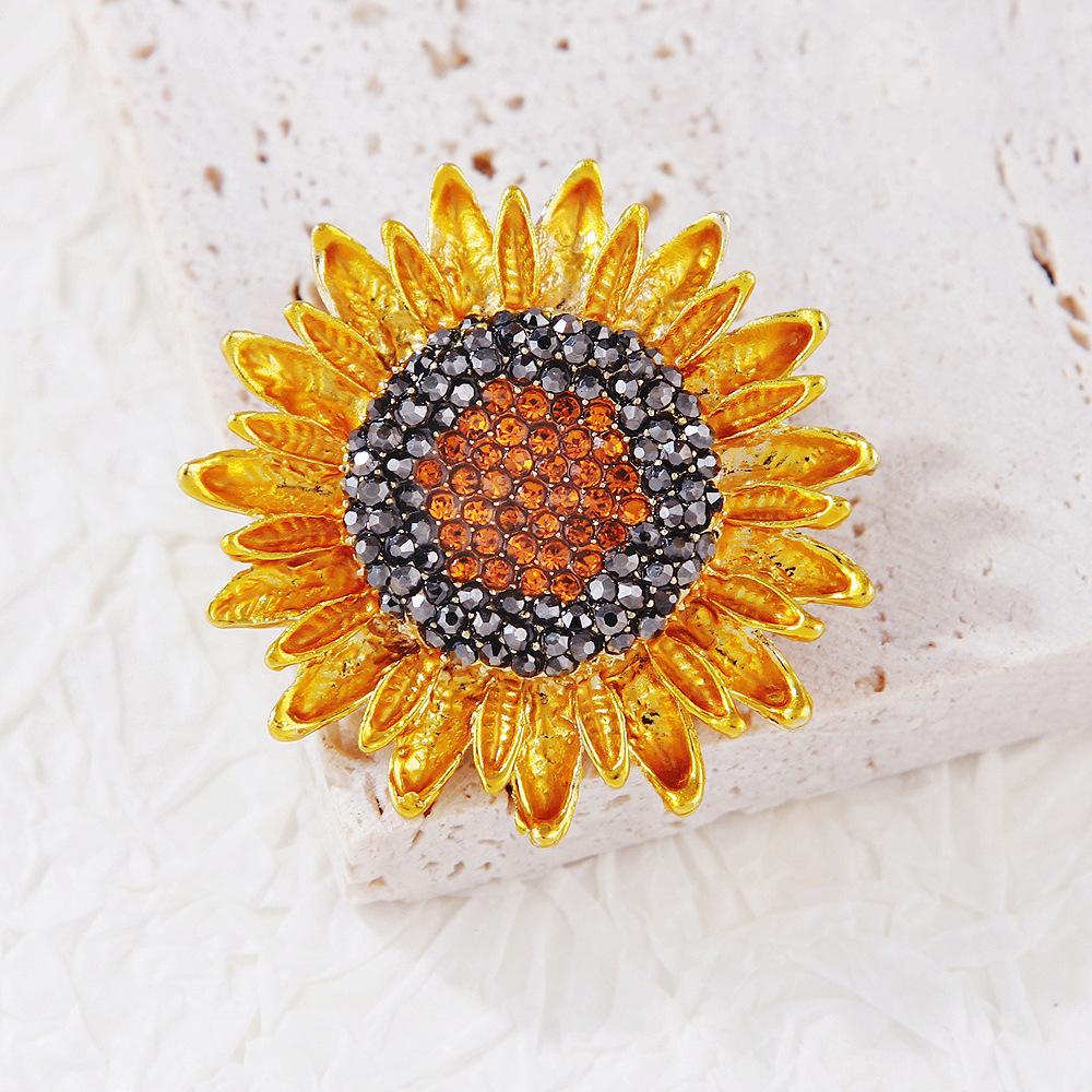Enamel Sunflower Brooch Women'S Diamond Plant Flower Corsage Fashion Alloy High-End Jewelry