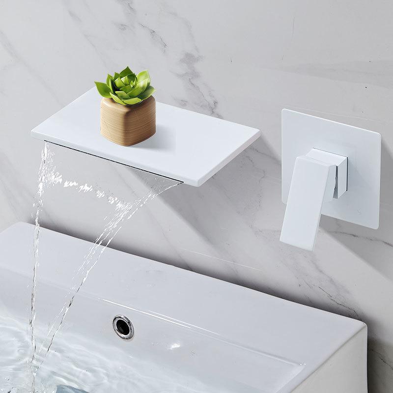 Waterfall Bathtub Faucet Brass Wall Mounted Bathroom Basin Faucet Single Handle 2 Hole Lavatory Faucet Hot and Cold Mixer Tap