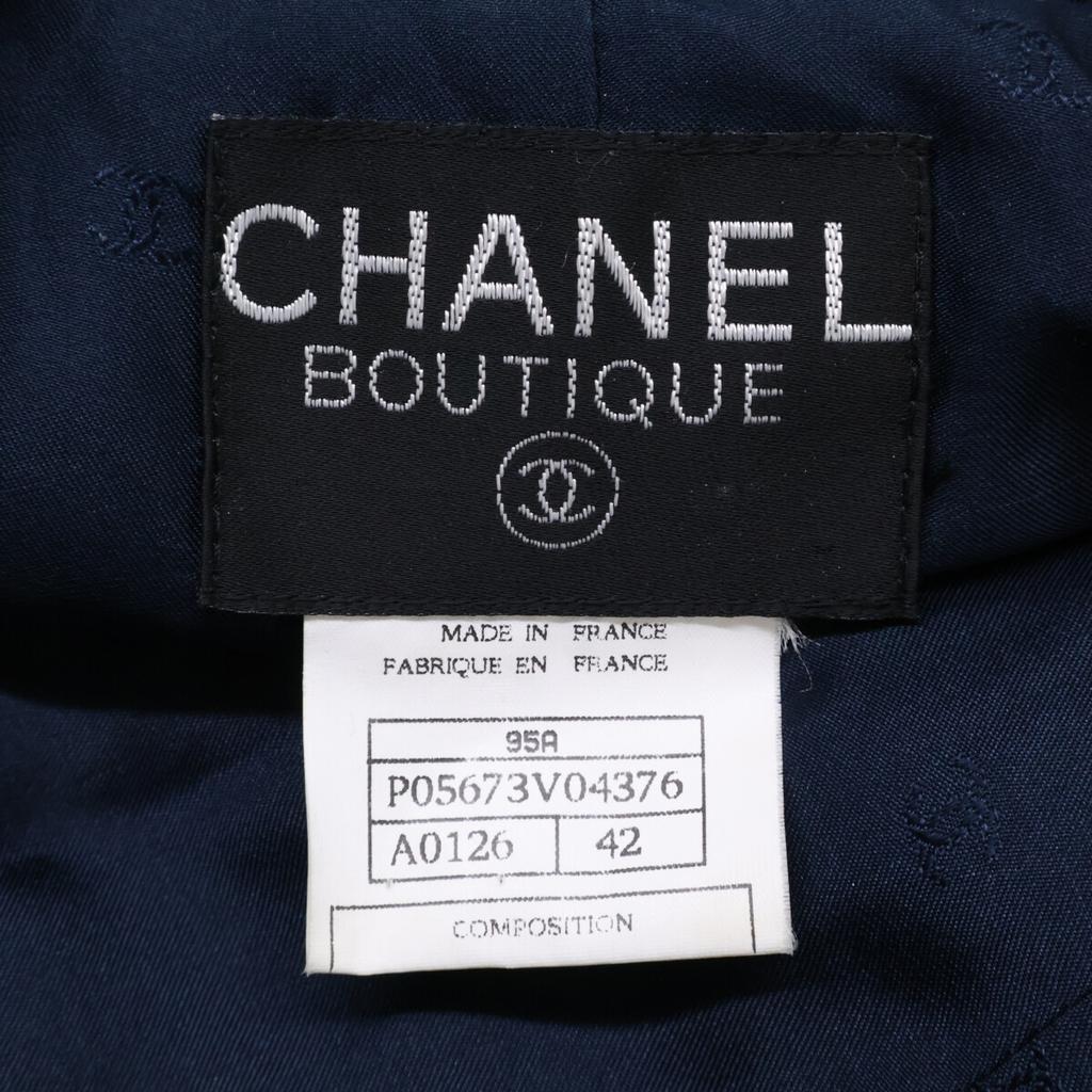 CHANEL Domestic genuine 95A P05673V04376 Check Pattern COCO Button Jacket 42 NavyUsed