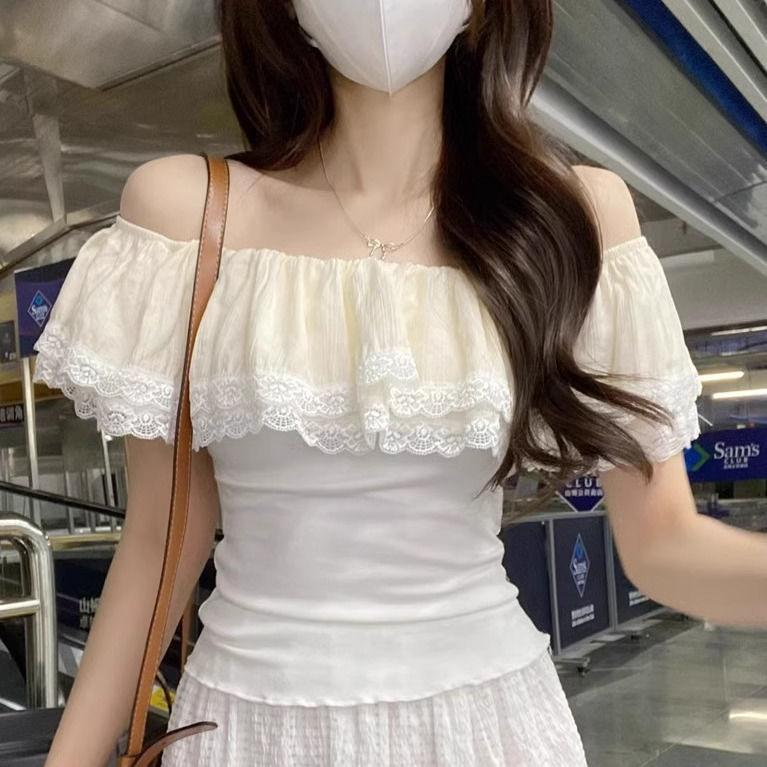 

2025 Новый стиль одно плечо кружевная вставка короткий рукав футболка женская летняя посадка дизайн с открытыми плечами элегантная одежда S белый