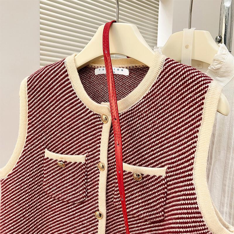 

TonLion Women s Autumn/Winter Little Fragrance Style Twill Sleeveless Cardigan M