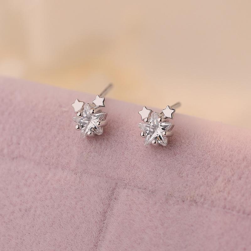 Star Earrings Are Cute  Fresh  Fashionable and Versatile  Niche Ear Piercing Ear Decorations