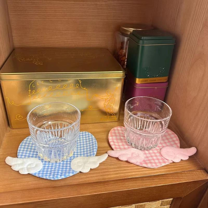 Sweet Angel Wing Heart Coaster Girly Aesthetic Plaid Anti-Scald Table Pad for Coffee Shop Desktop 1Pcs
