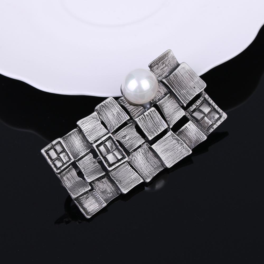 Vintage Alloy Brooch Premium Light Luxury Clothing Accessories Pin Jewelry Pearl Brooch, Clothing