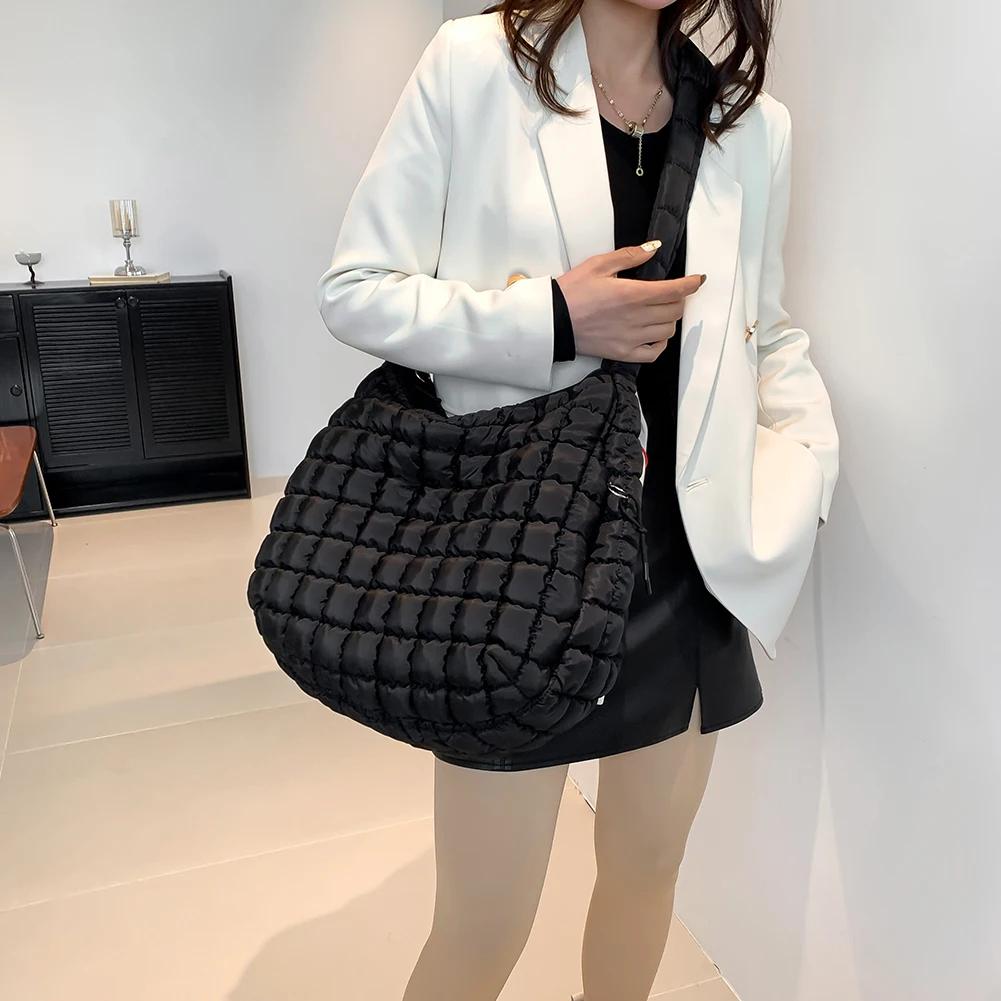 

Quilted Bubbles Shoulder Bags Women Large Capacity Sling Bag Puffer Padded Fashion Satchel Bag Casual Solis Color Crossbody Bags чорний
