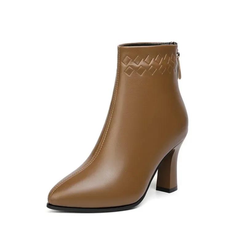 Fashion 2025 Spring and Autumn Winter New KoreanFashionPointed BackZipperThick High Heels Fashion Boots Casual Large Women's Short Boots