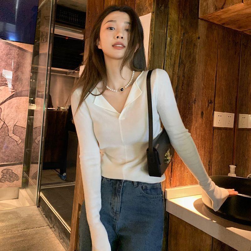 

A spring, autumn and winter neck knitted sweater for women, slim and thin, long-sleeved sweater with bottoming shirt and top. L абрикосовий