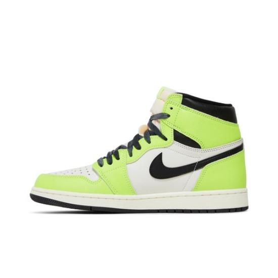 

Air Jordan 1 Retro High OG Visionaire 555088-702 EU 44 жовтий