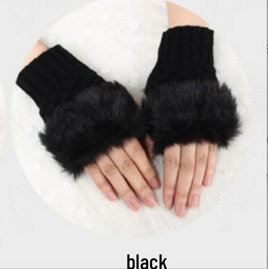 

Newcomer Deal: Korean Style Autumn/Winter Knitted Wool Fingerless Cycling Gloves