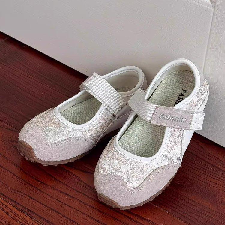 

Girls shoes 2025 spring and summer new children s sports shoes soft-soled breathable German training shoes boys Forrest Gump shoes baby shoes 33