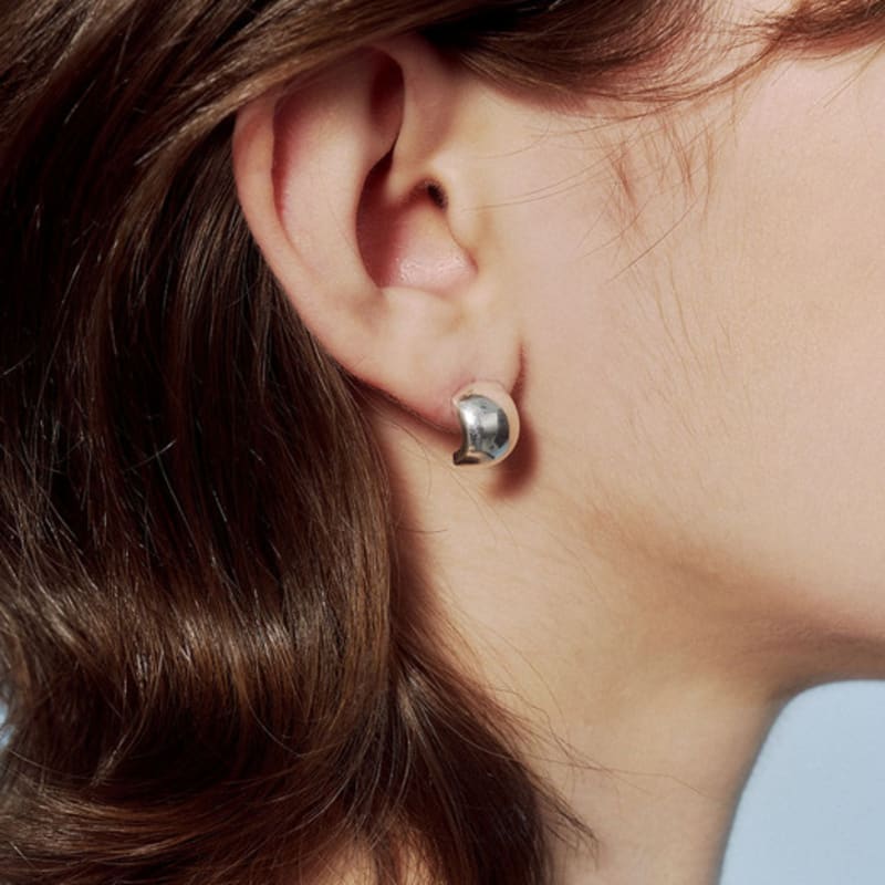 JUDY AND PAUL Mond All-Silver Volume Hoop Earrings